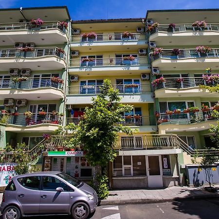 Guest House ,, Ekaterina" Nesebar Esterno foto