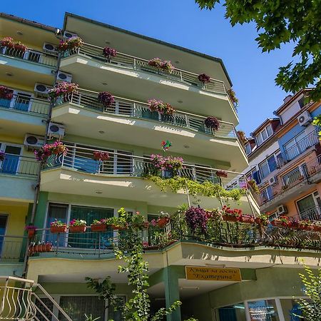 Guest House ,, Ekaterina" Nesebar Esterno foto
