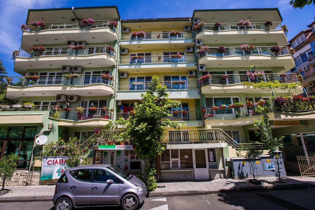 Guest House ,, Ekaterina" Nesebar Esterno foto