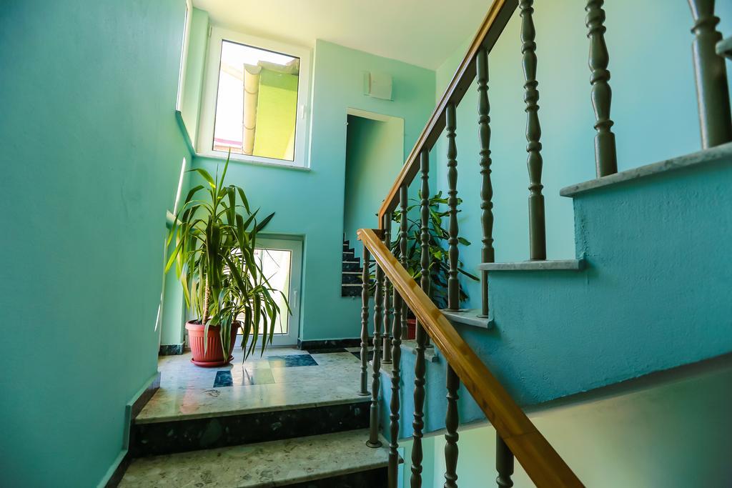 Guest House ,, Ekaterina" Nesebar Esterno foto